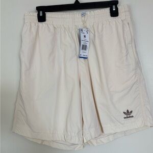 Adidas Men’s Short - Medium Cream